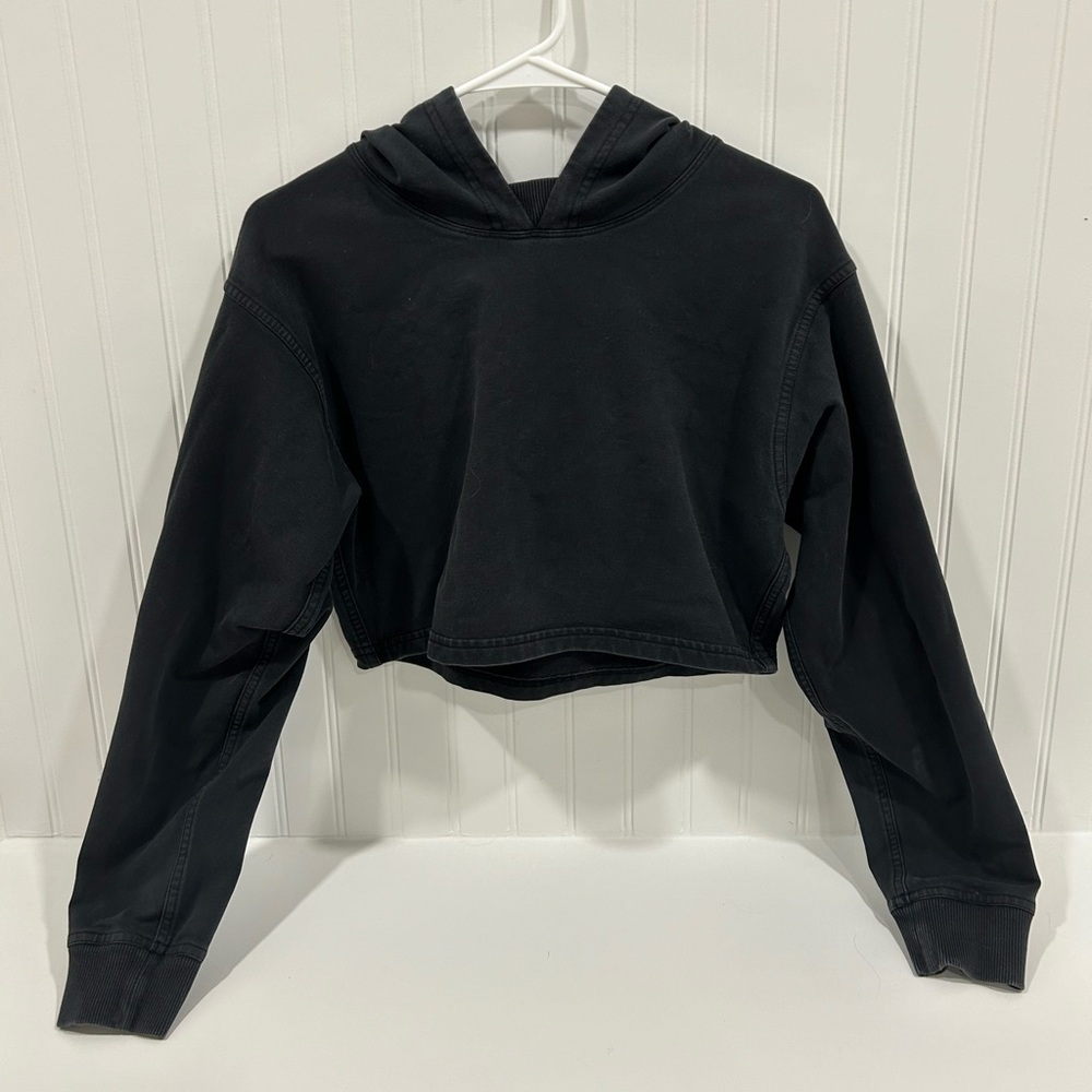 Lululemon cropped hoodie